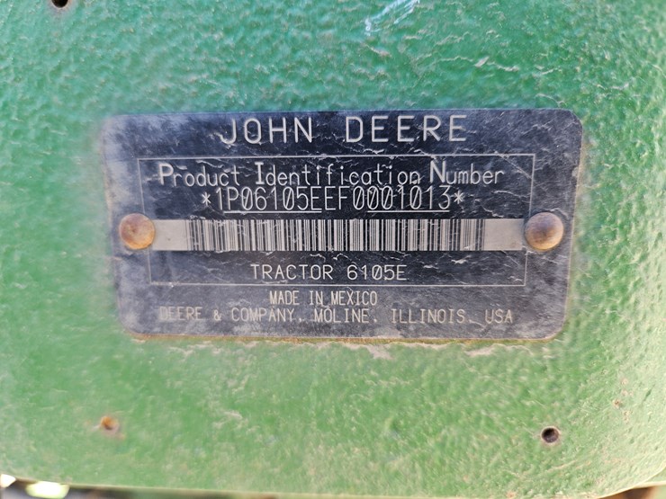 2015-john-deere-6105e-image-22