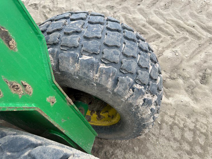 john-deere-1890-image-12