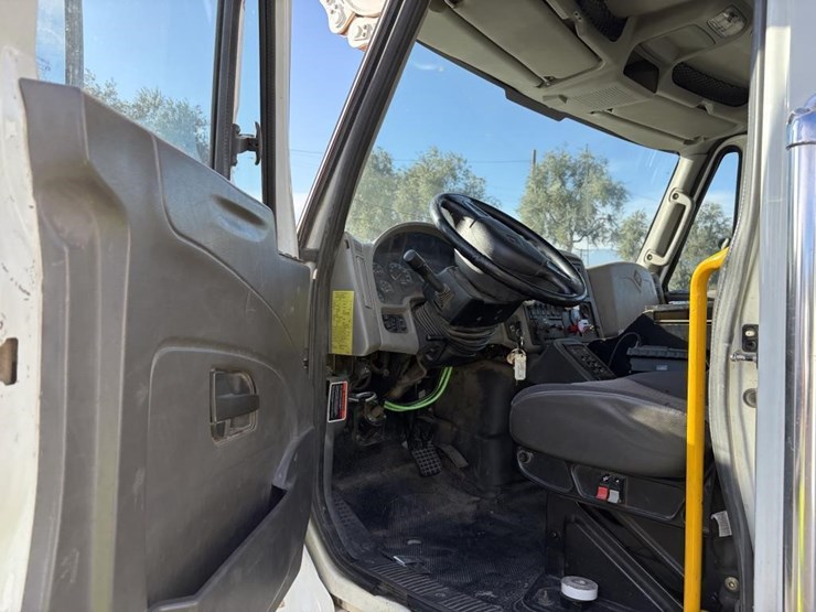 2012-international-workstar-7400-image-14