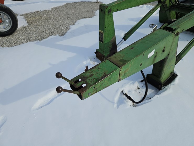 john-deere-148-image-5