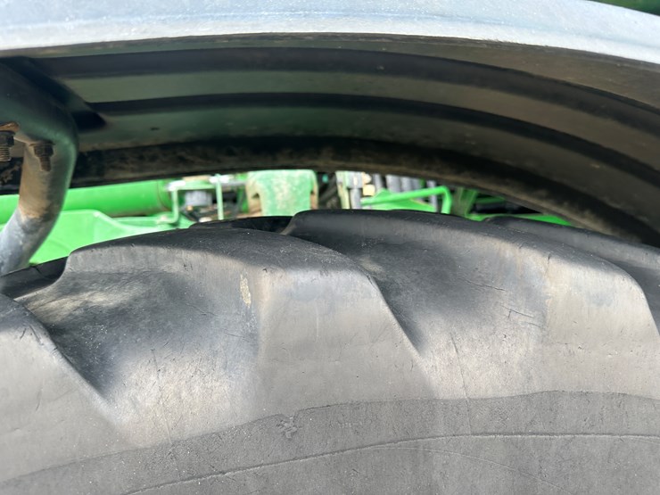 2021-john-deere-r4038-image-8