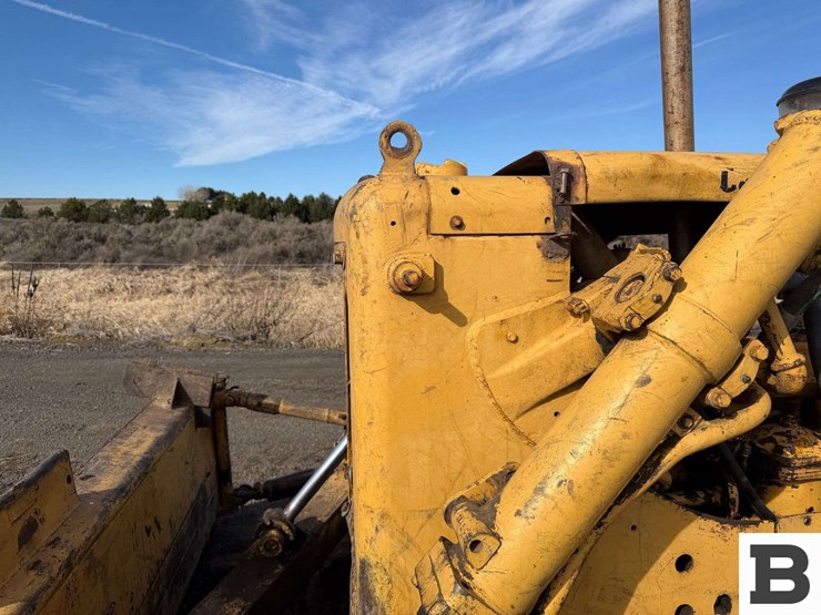 caterpillar-d6c-image-13