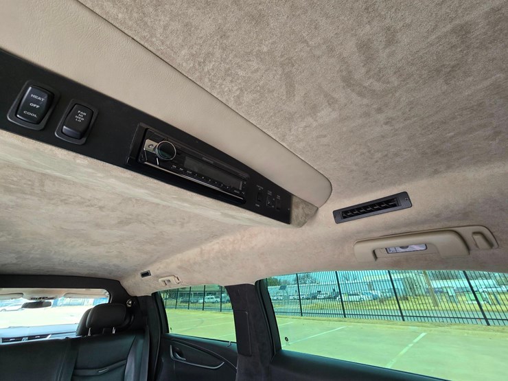 2019-cadillac-xts-stretch-limousine-for-sale,-s-and-s-coachbuilders,-70in,-7866-miles-image-46