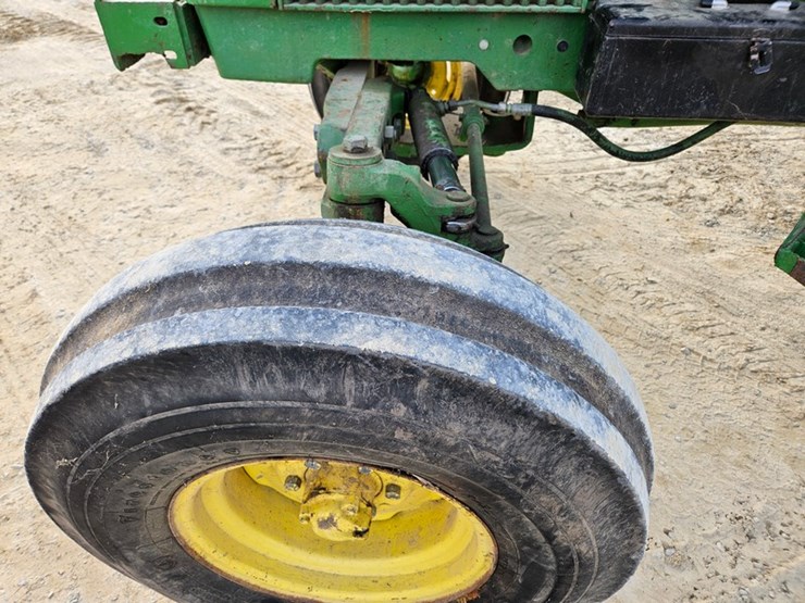 john-deere-2950-image-10