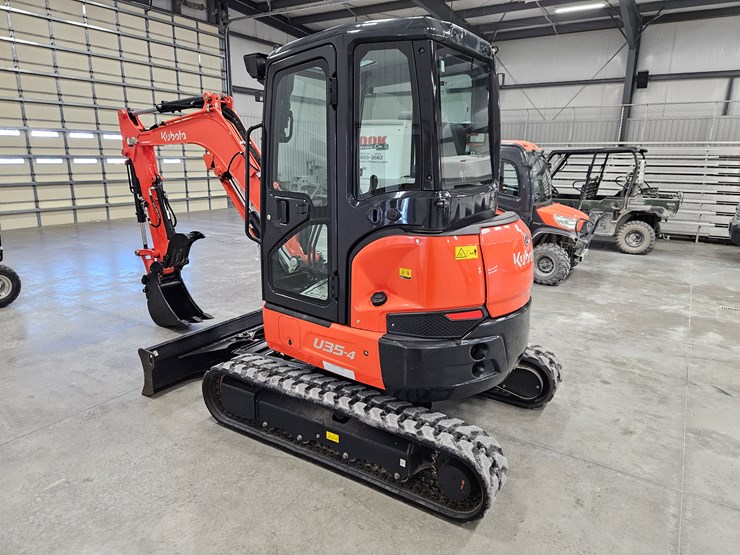2021-kubota-u35-4-image-15