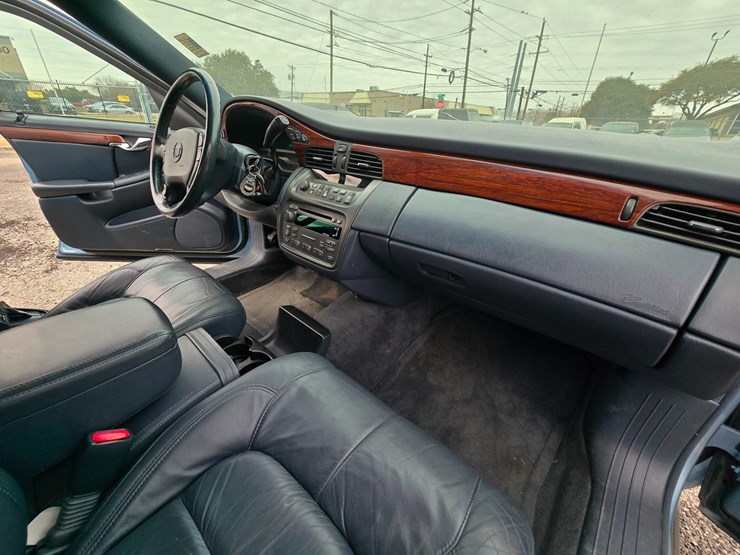 2004-cadillac-eagle-ultimate-hearse,-eagle-coachbuilders,-hearse-collector-special-image-23