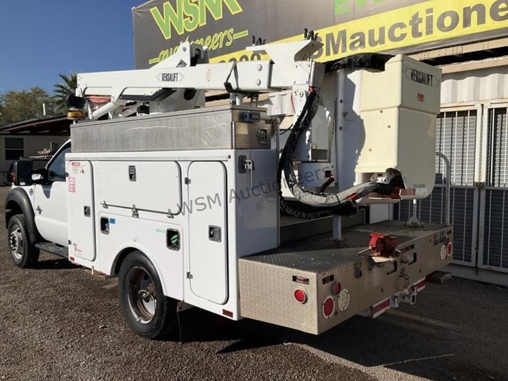 2015-ford-f550-image-7