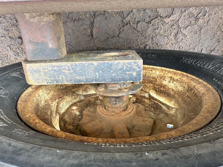 #40122-•-1750gal-fuel-trailer-w/pump-image-9