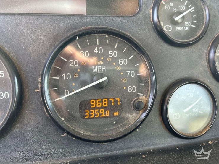 2012-peterbilt-337-image-7