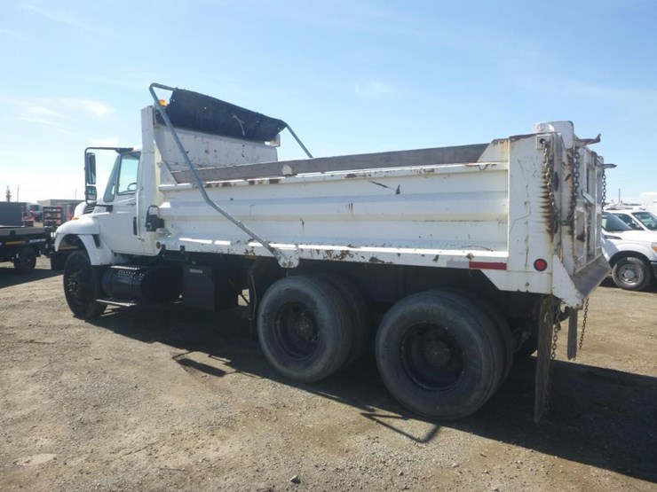 2008-international-7400-image-4