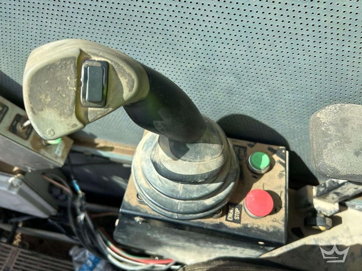 2015-kenworth-t880-image-33