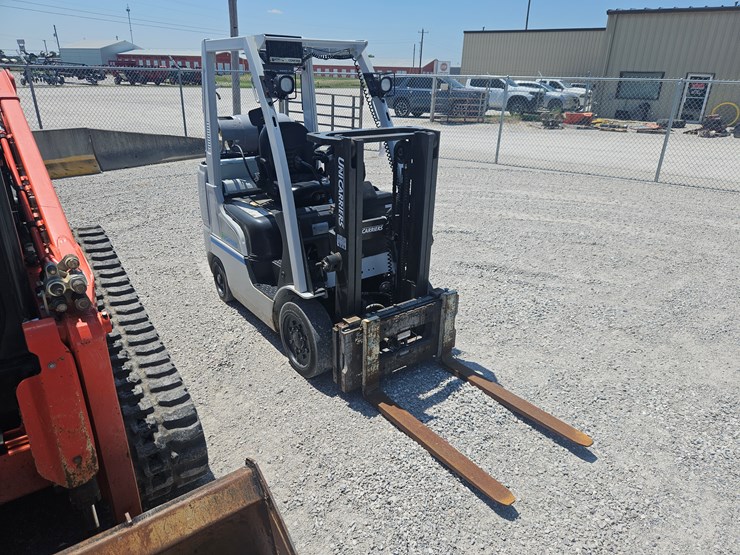#203104-•-2017-unicarrier-mcp1f2a25-forklift-image-1