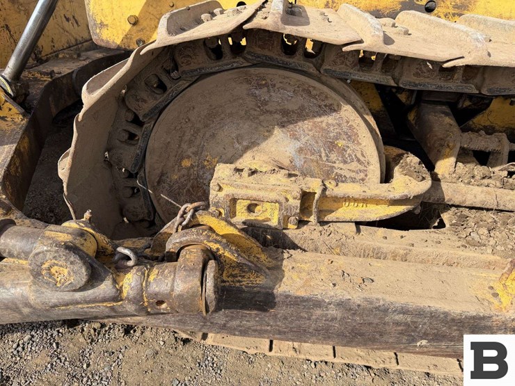 caterpillar-d6c-image-16