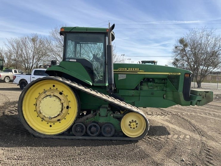 john-deere-8410t-image-2