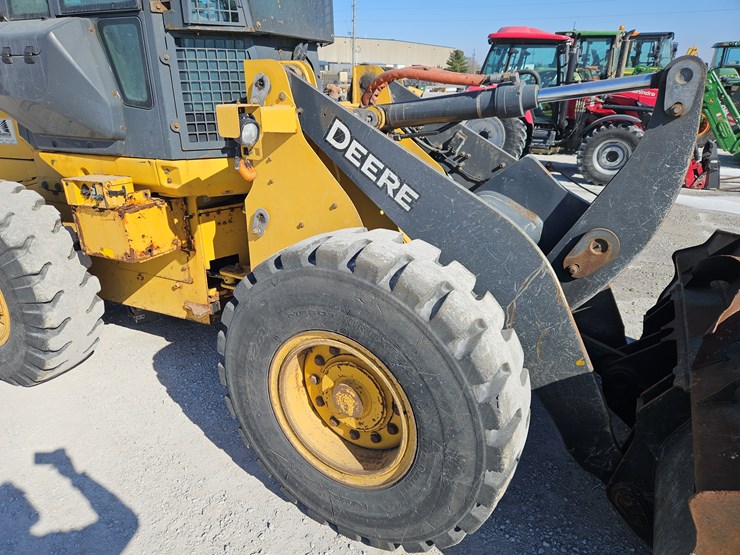 2021-deere-444p-image-6