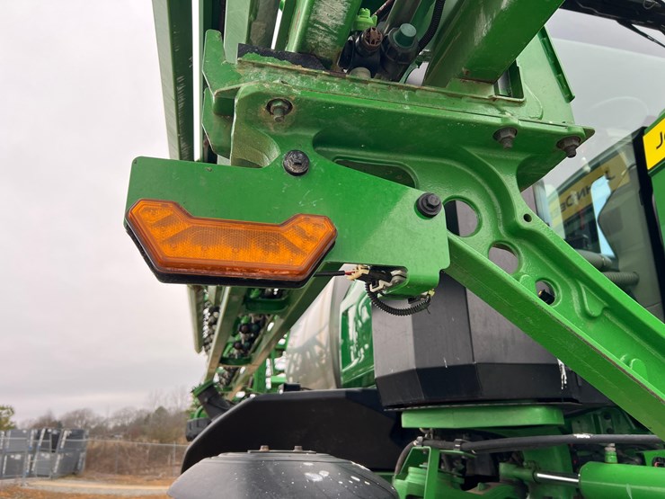 john-deere-412r-image-15