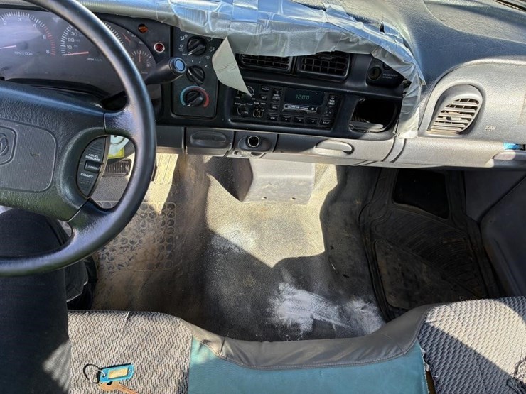 2001-dodge-ram-3500-image-13