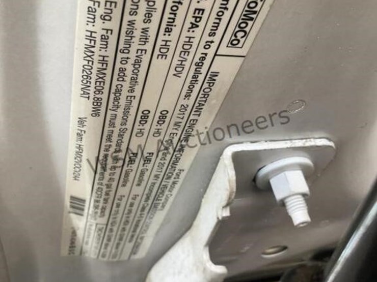 2017-ford-f450-image-18