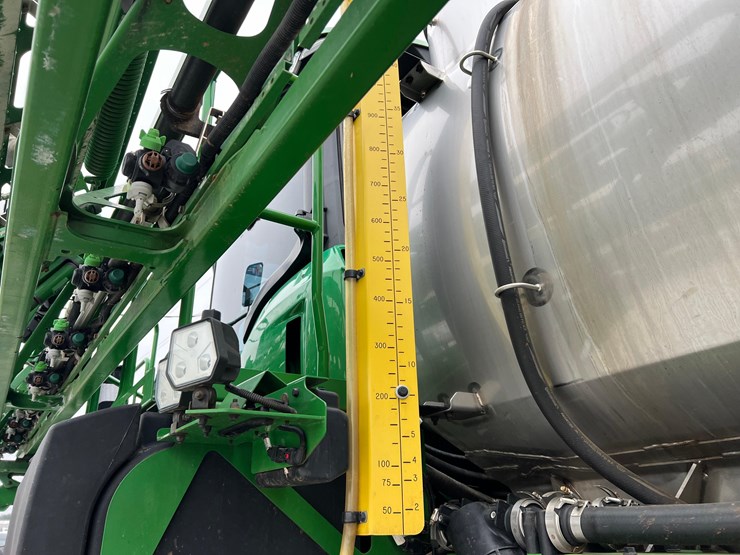 john-deere-412r-image-75