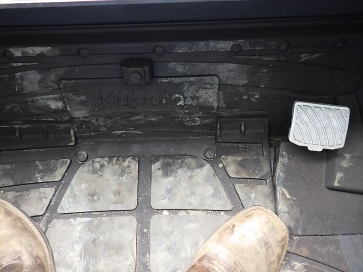 2024-kubota-svl75-3-image-26