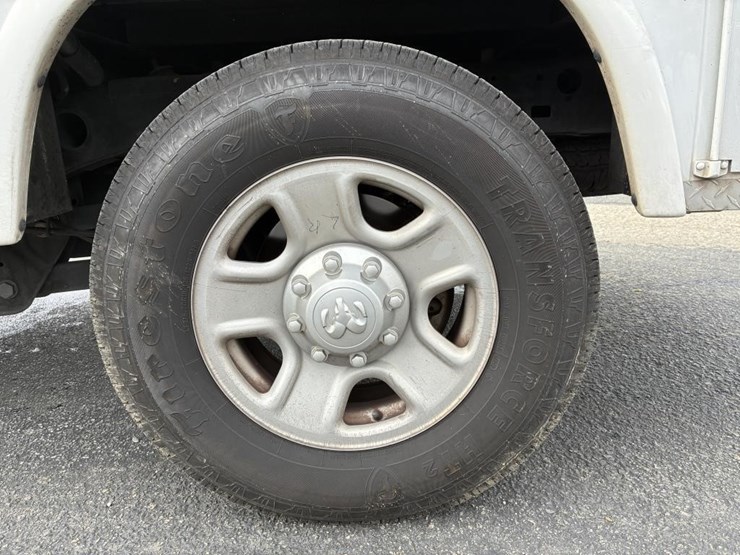 2018-dodge-2500-image-5