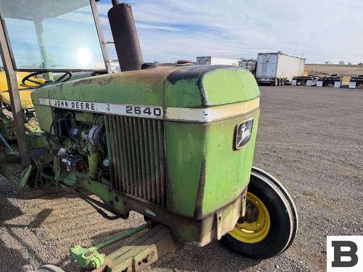 1978-john-deere-2640-image-9