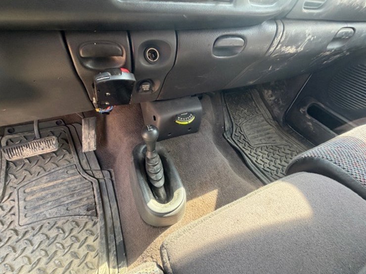 2002-dodge-ram-3500-image-42