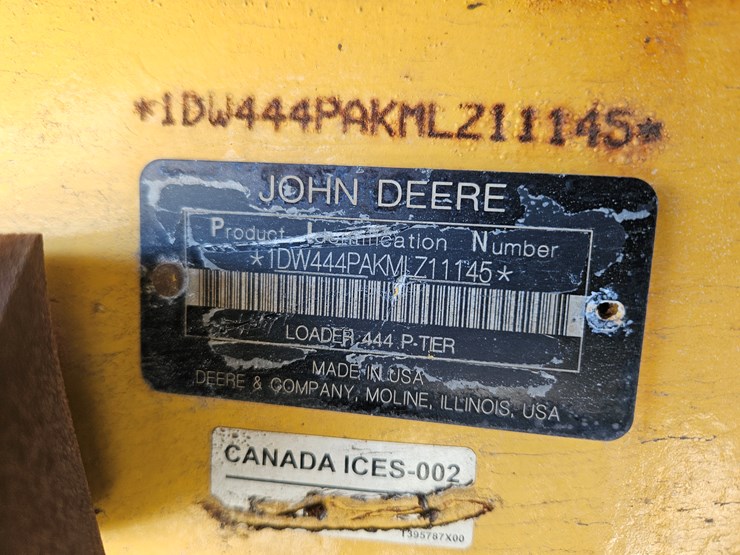 2021-deere-444p-image-16