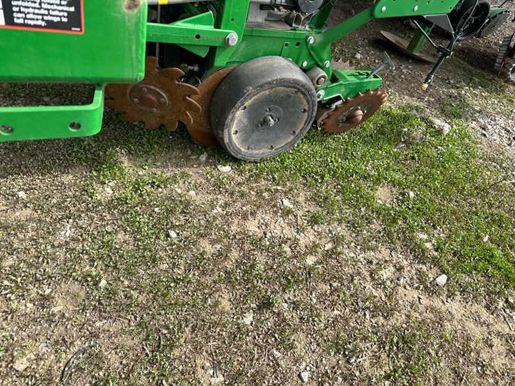 john-deere-1725-image-43