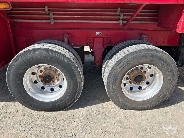 2015-kenworth-t880-image-48