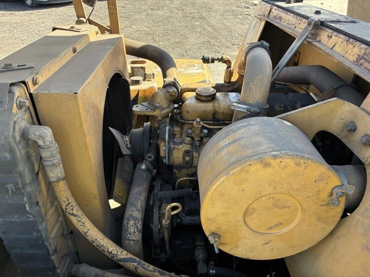 caterpillar-v150-image-21