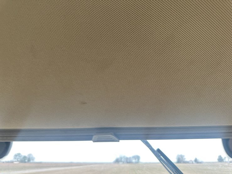 2021-john-deere-8rt-340-image-97