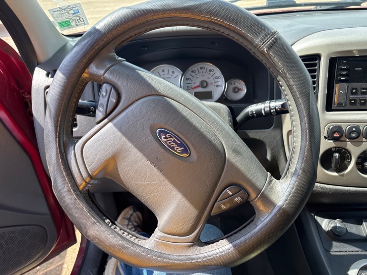 2007-ford-escape-image-7