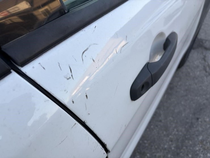 2018-ford-explorer-image-33