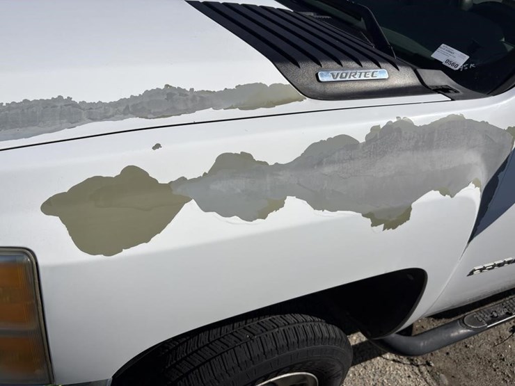 2011-chevrolet-2500-image-36