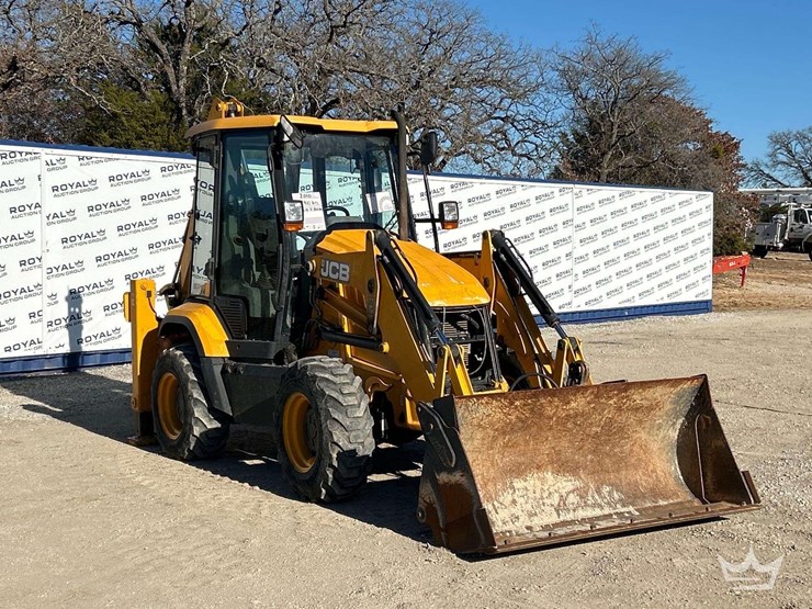 2016-jcb-3cx-image-4