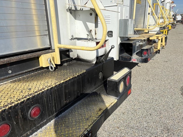 2011-ford-f550-sd-image-6