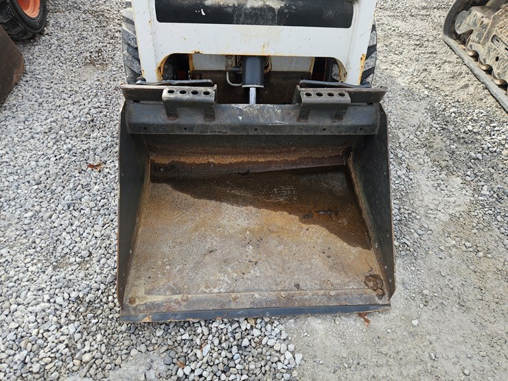 2016-bobcat-s70-image-3