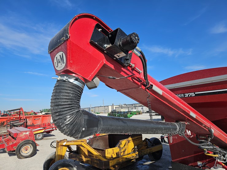 2017-j&m-375-image-2