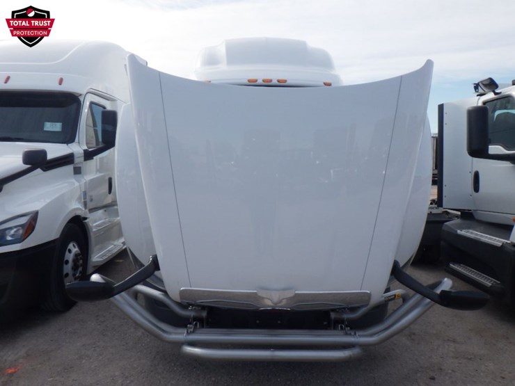 2020-peterbilt-579-image-25