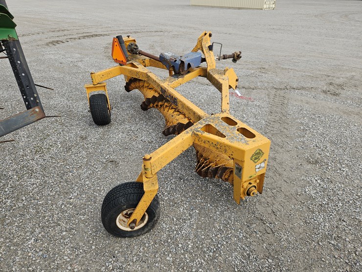 #205273-•-s-houle-wd-10b-rock-rake-image-5