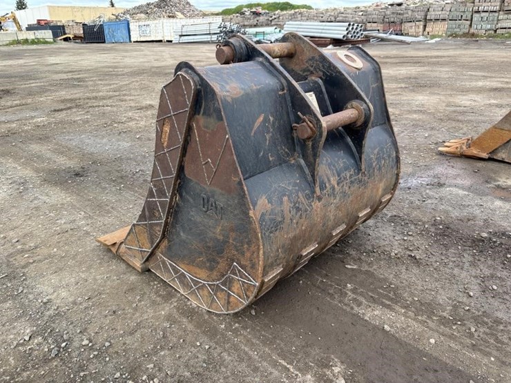 caterpillar-420-image-4