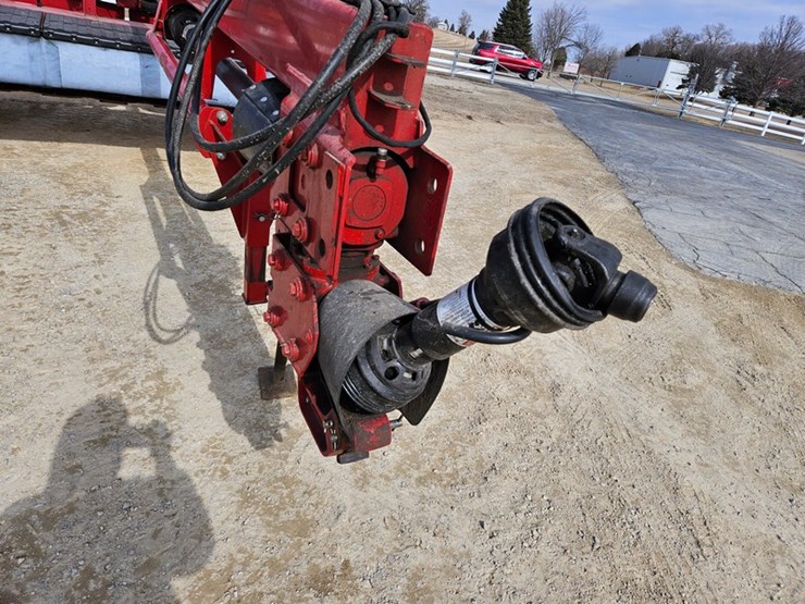 2019-new-holland-313-image-9