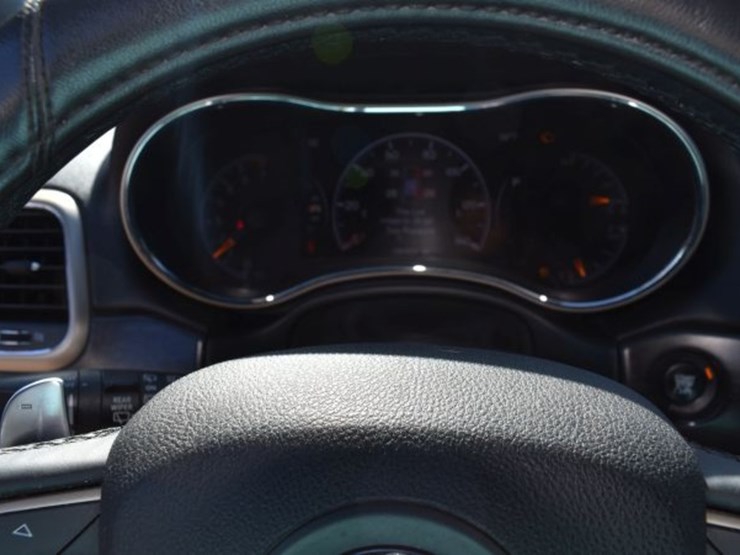 2014-jeep-grand-cherokee-image-11