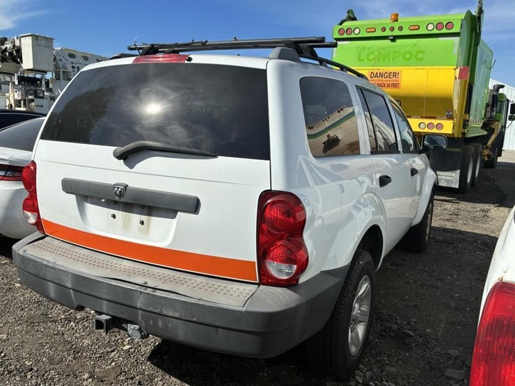 2008-dodge-durango-image-3