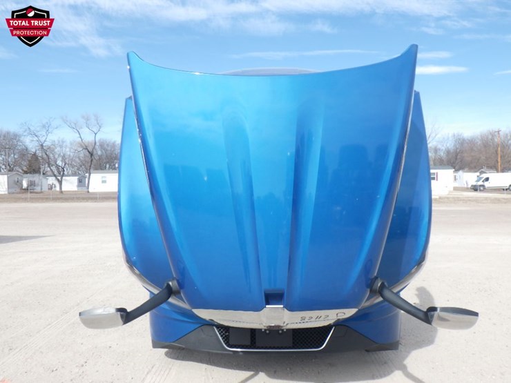 2023-kenworth-t680-image-26