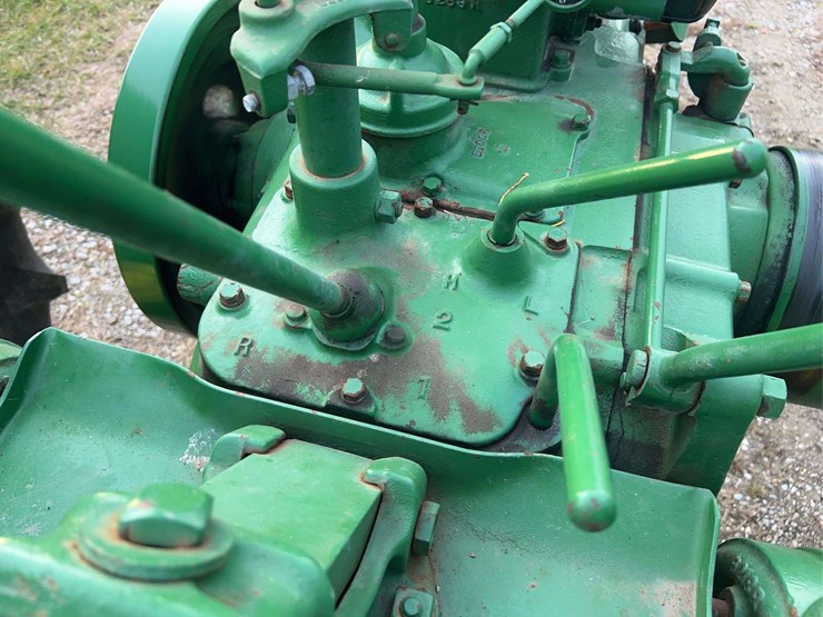 john-deere-model-b-image-47