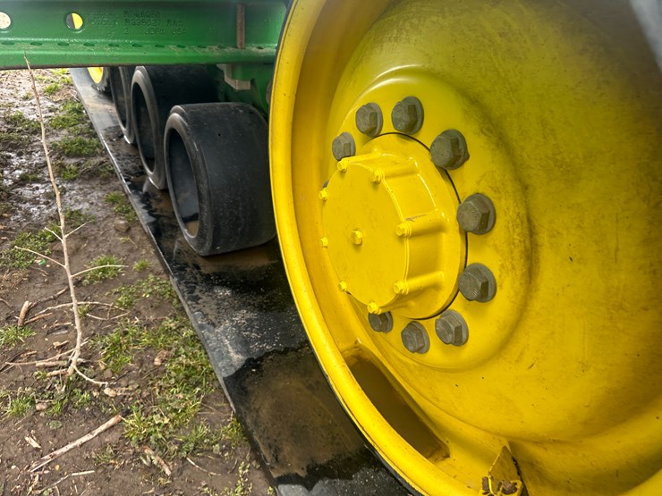 2021-john-deere-8rt-340-image-18