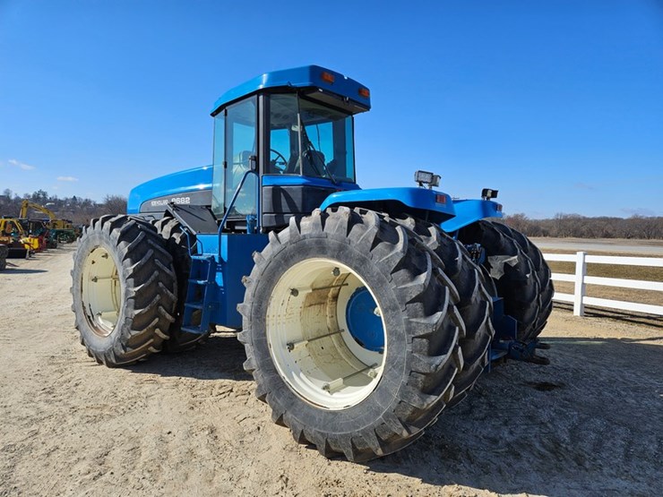 new-holland-9682-image-3