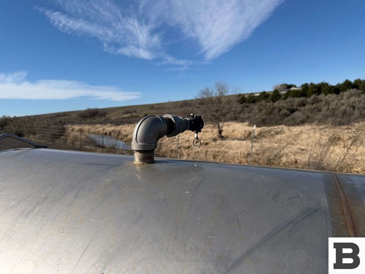 gf-metal-fabricators-chemigation-trailer-image-15